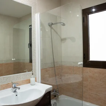 Atenea Centro Con Garaje Gratuito