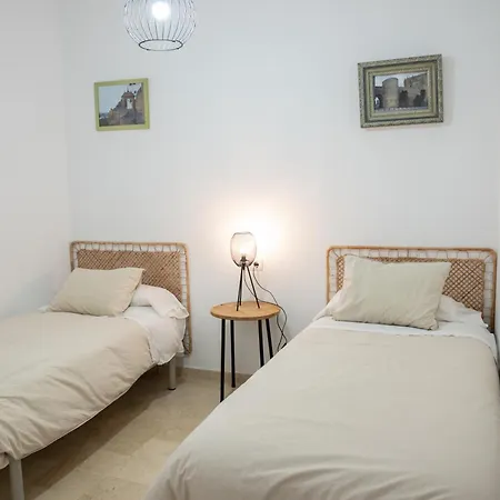 Atenea Centro Con Garaje Gratuito Апартаменти