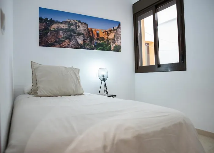 Апартаменты Atenea Centro Con Garaje Gratuito Ронда