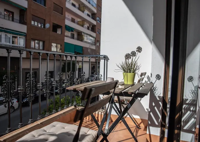 Atenea Centro Con Garaje Gratuito