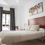 Atenea Centro Con Garaje Gratuito דירה *